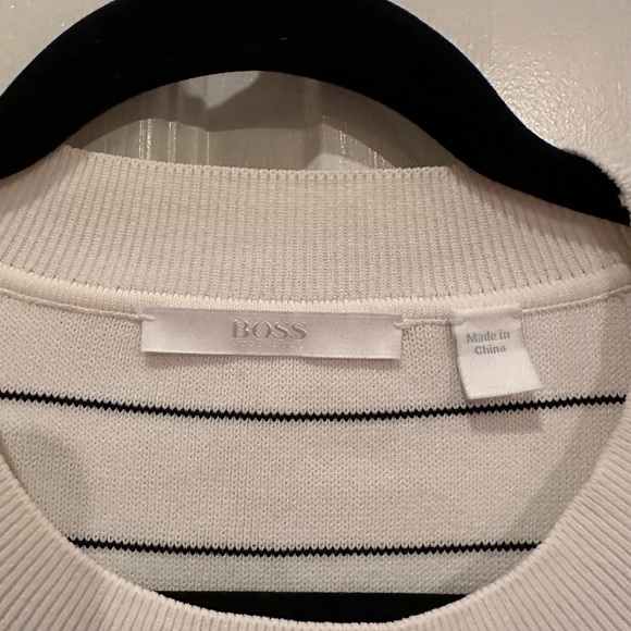 EUC hugo boss womens sweater - Picture 3 of 5